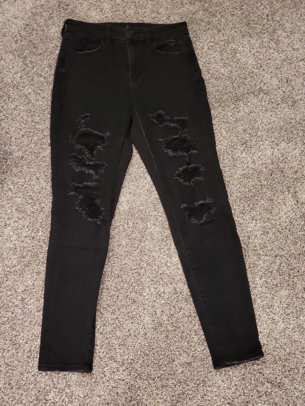 American Eagle Next Level Stretch Ripped Black Jeans, Size 8 Regular